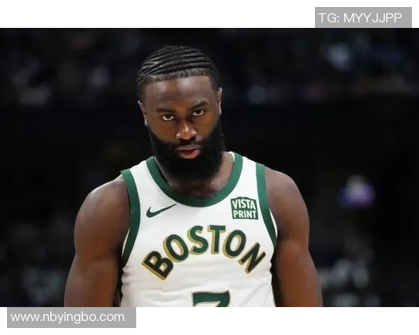 杰伦布朗左腿筋拉伤出战成疑 Celtics揭幕战主场迎战76人